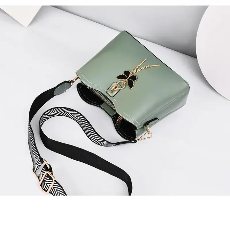 2024 Women White Handbag Butterfly Tassel